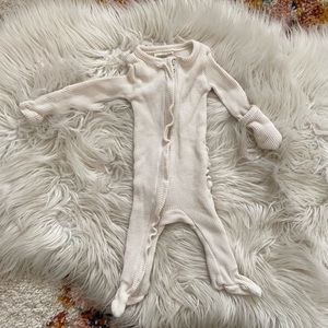 SpearmintLOVE waffle ruffle zipper footie